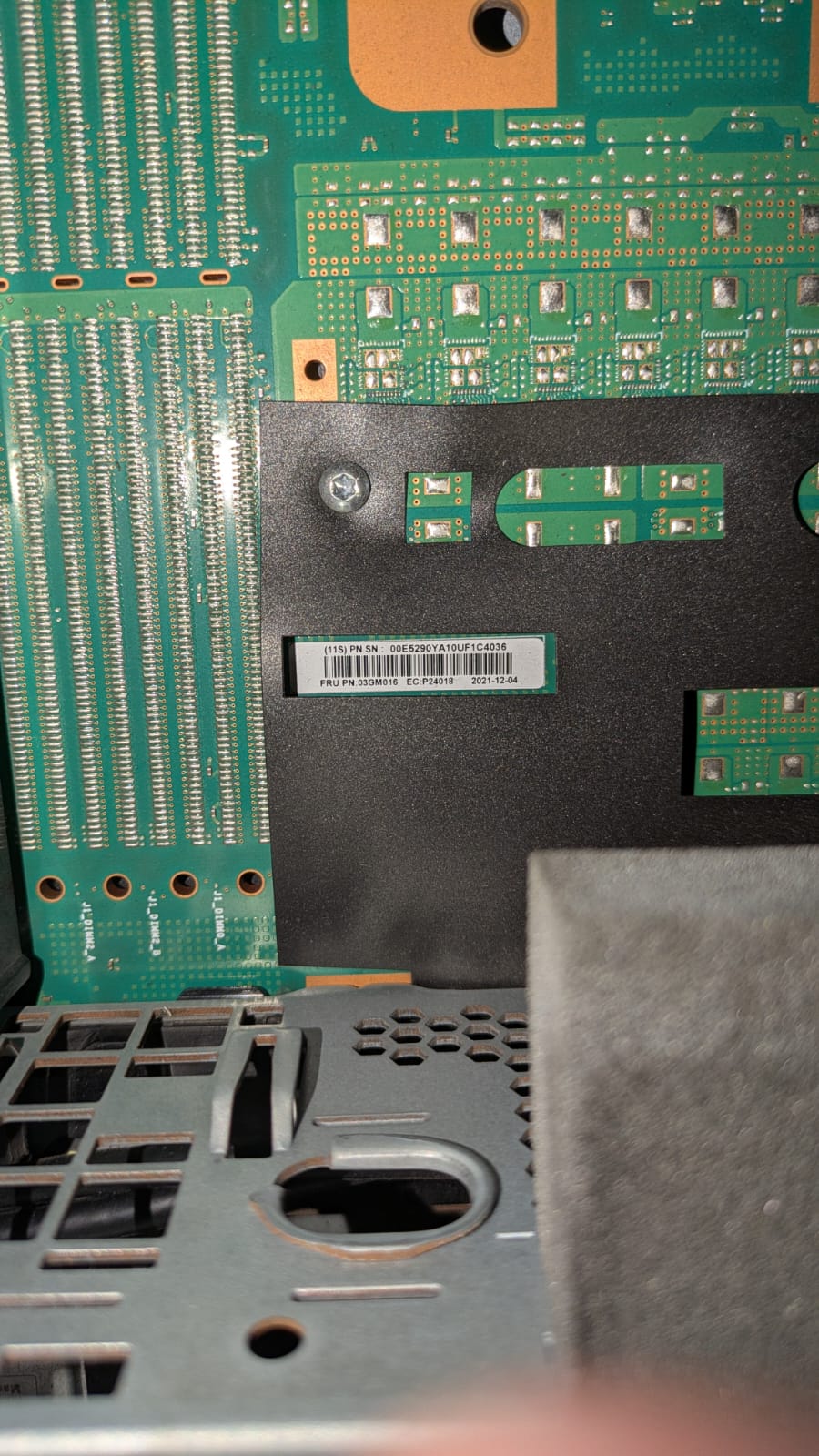 IBM 00E5290 03GM016 - 9009-41G System Backplane Board | Alo Tech Solutions