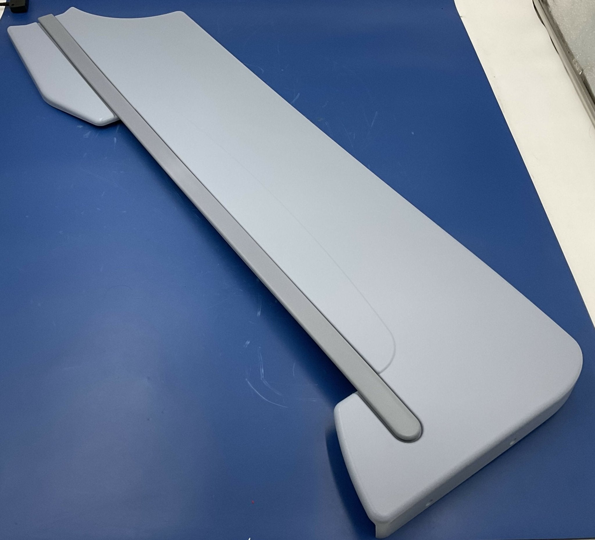 AMX 4 D RIGHT SIDE TRIM (5151625 REV 3) GE AMX