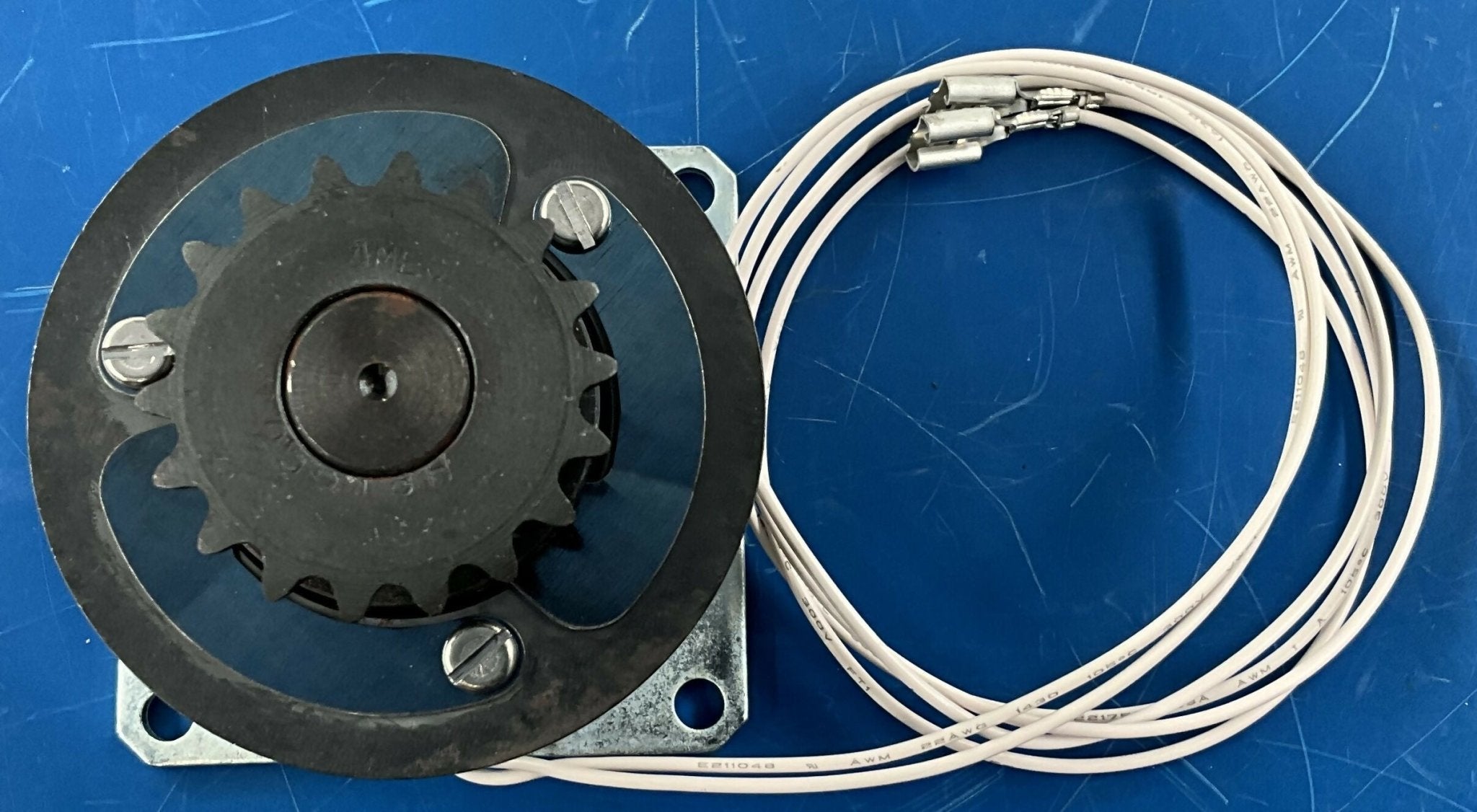 BRAKE W/SPROCKET (46-180477P1 REV 03) GE
