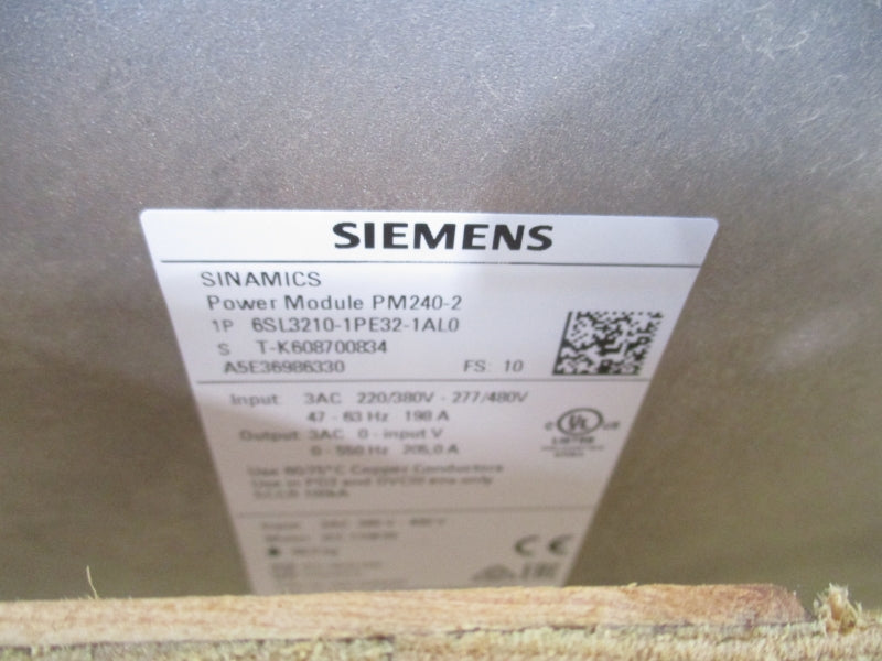 SIEMENS 6SL3210-1PE32-1AL0 220/380V 198A NSMP