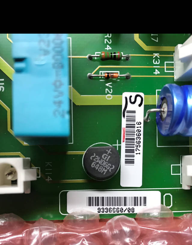 POWER DISTRIBUTION BOARD D6 (9336660 D6 Siemens Elema Mobilett