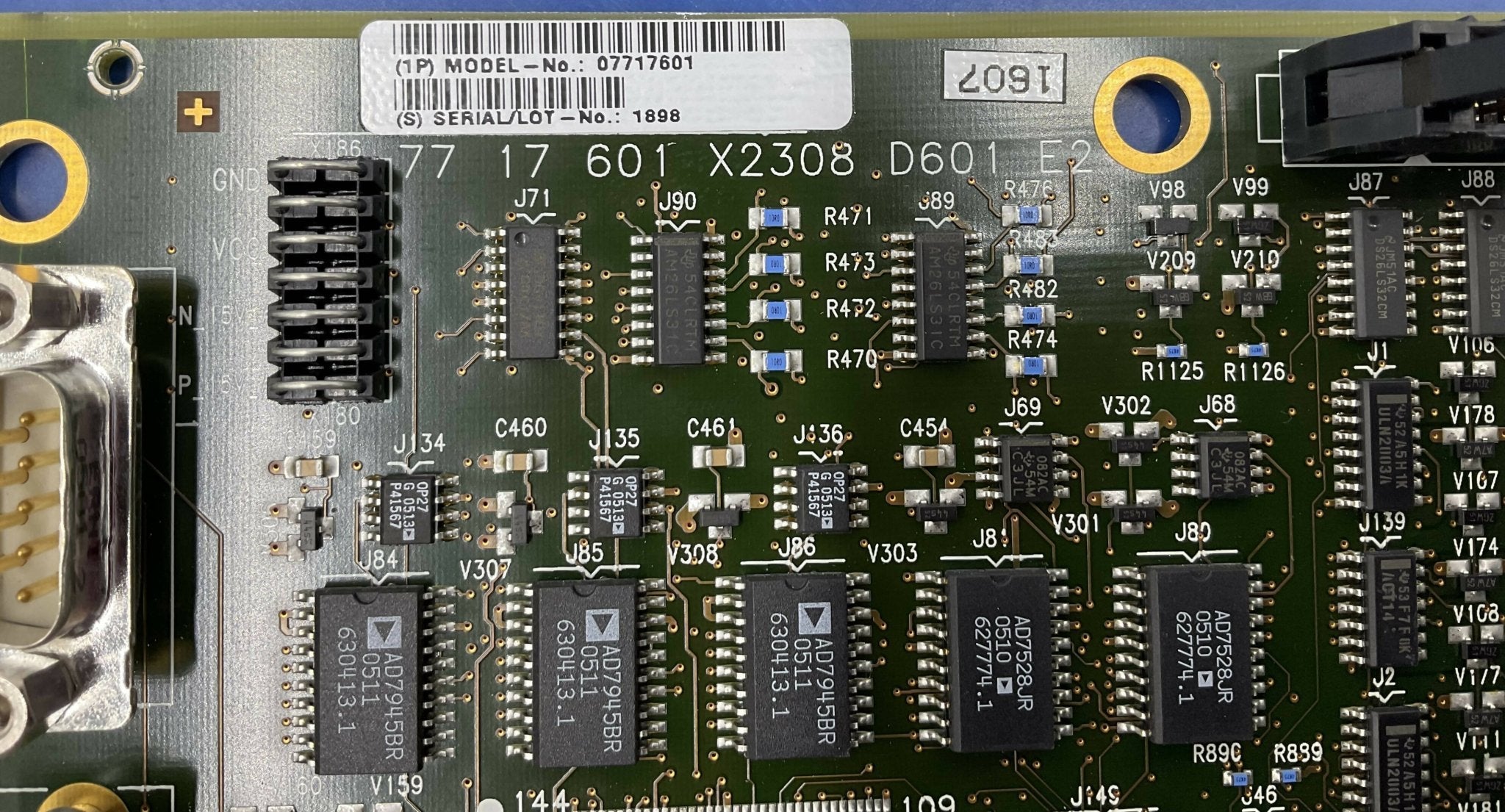 Siemens 7717601 - FIL/RAC Controller D601 Board PCB Side View | Alo Tech Solutions