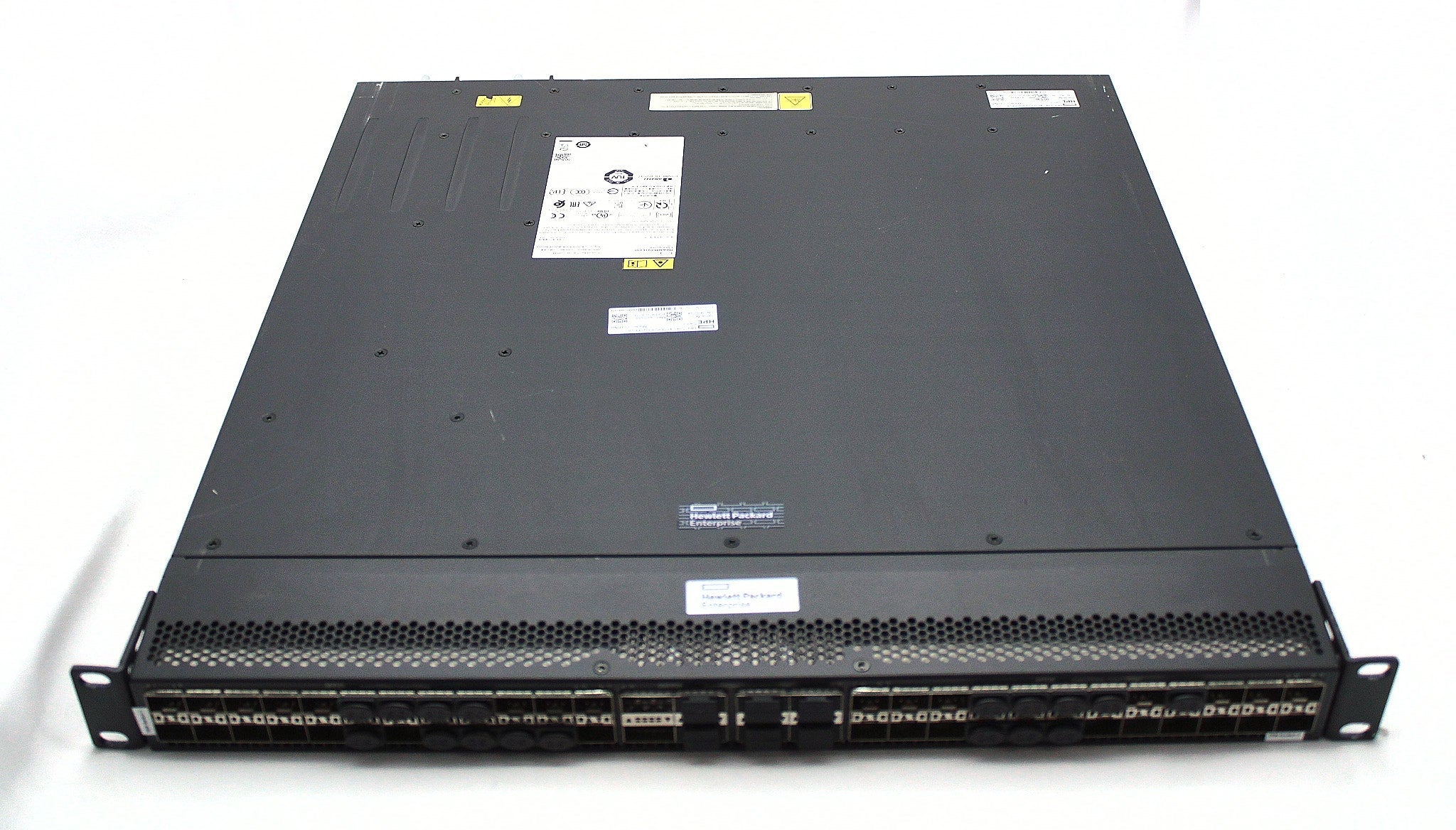 HP JQ074A HPE 5945 48SFP28 8QSFP28 Switch