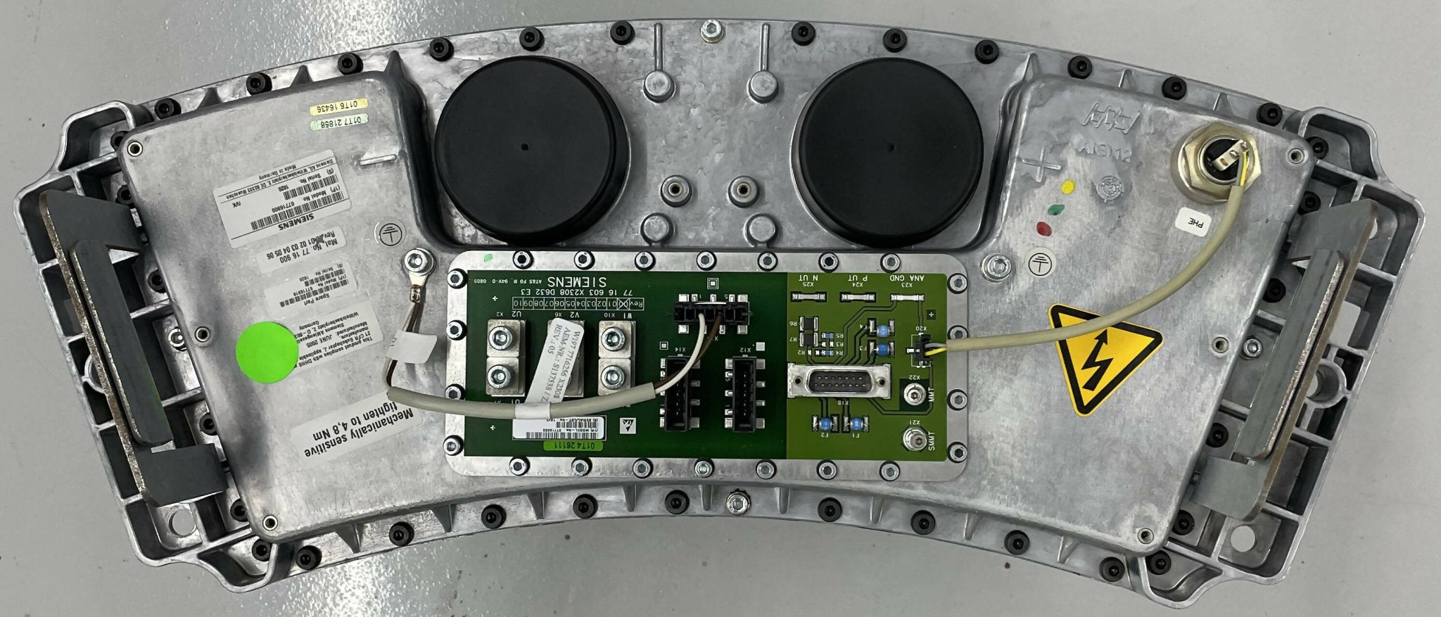 Siemens 7716900 - High Voltage HV Tank X-Ray Component Rear View | Alo Tech Solutions