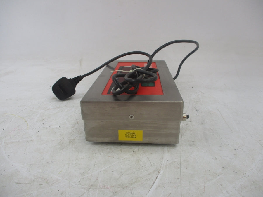 IAN FELLOWS LUCID 230VAC UNMP