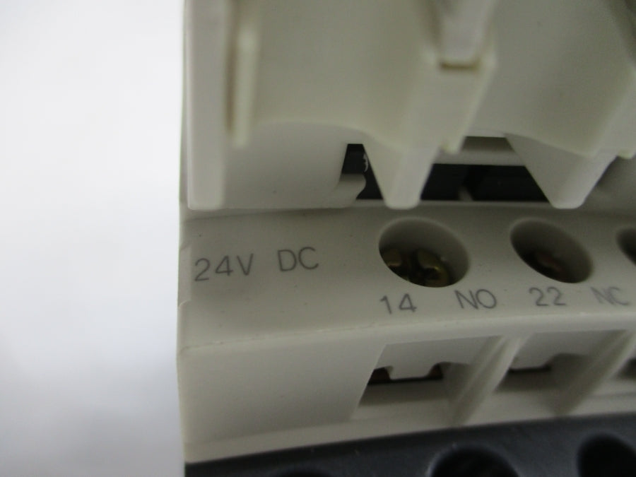 TELEMECANIQUE LC2D32REQ3827G17 24VDC 50A NSMP