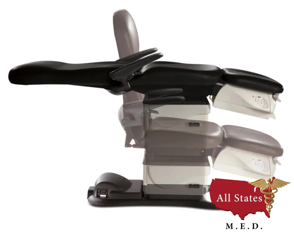 MIDMARK 647 PODIATRY CHAIR WITH SWIVEL