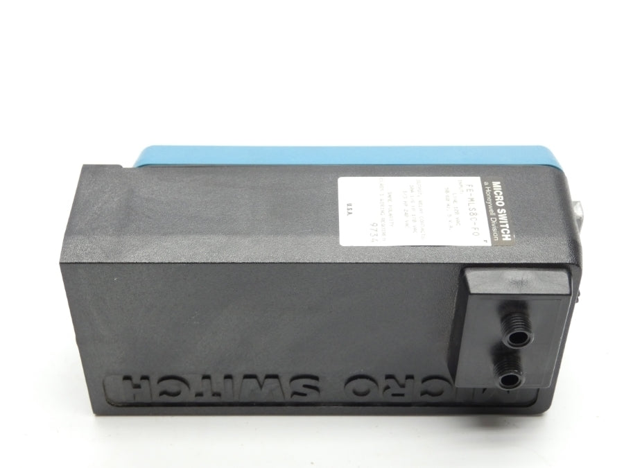 MICRO SWITCH FE-MLS8C-FO 120VAC 10A NSNP