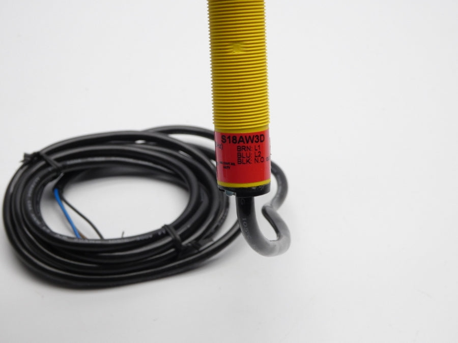 BANNER ENGINEERING S18AW3D 29821 20-250VAC NSMP