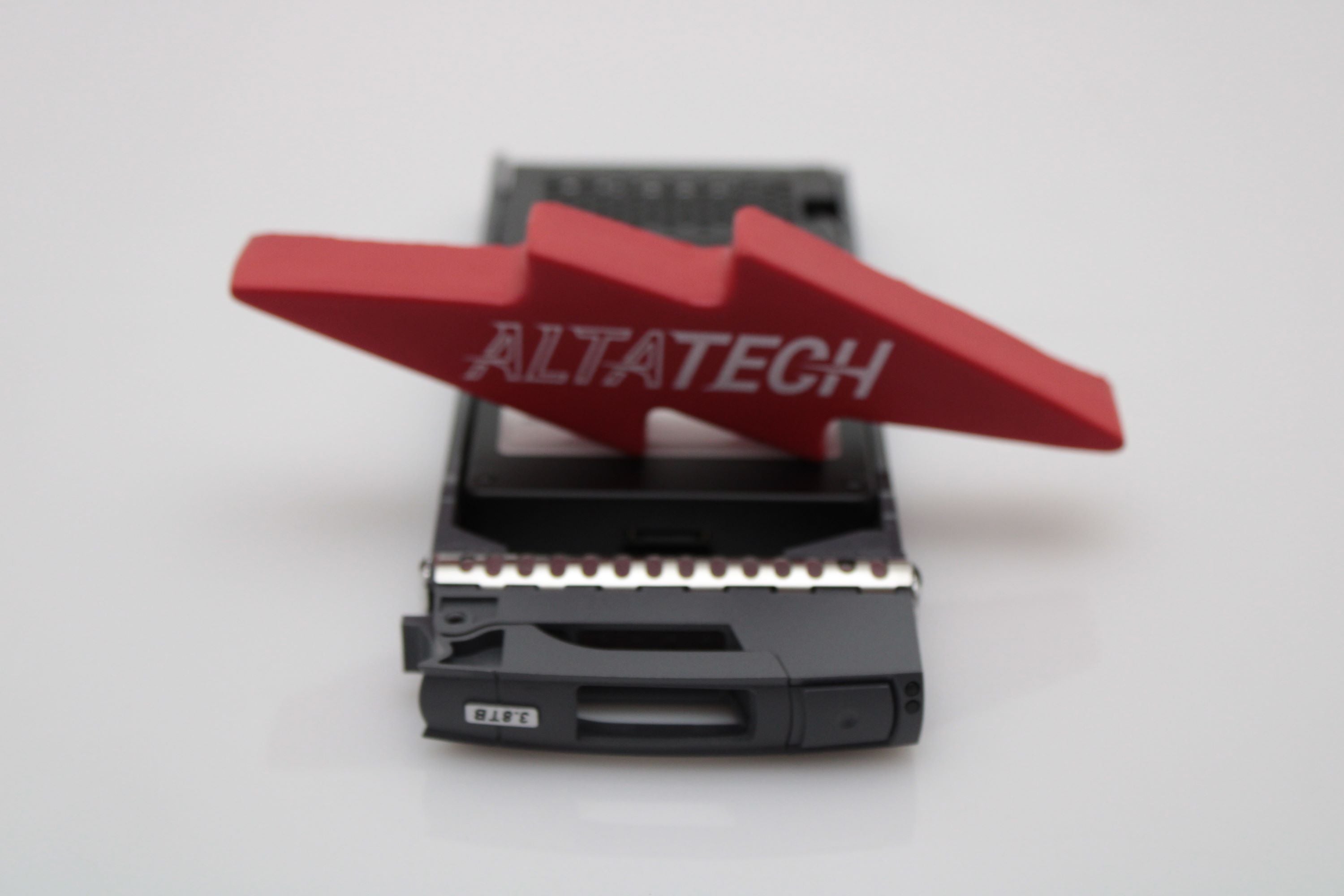 NetApp X357A-R6 3.8TB 12G SAS 2.5" Solid State Drive