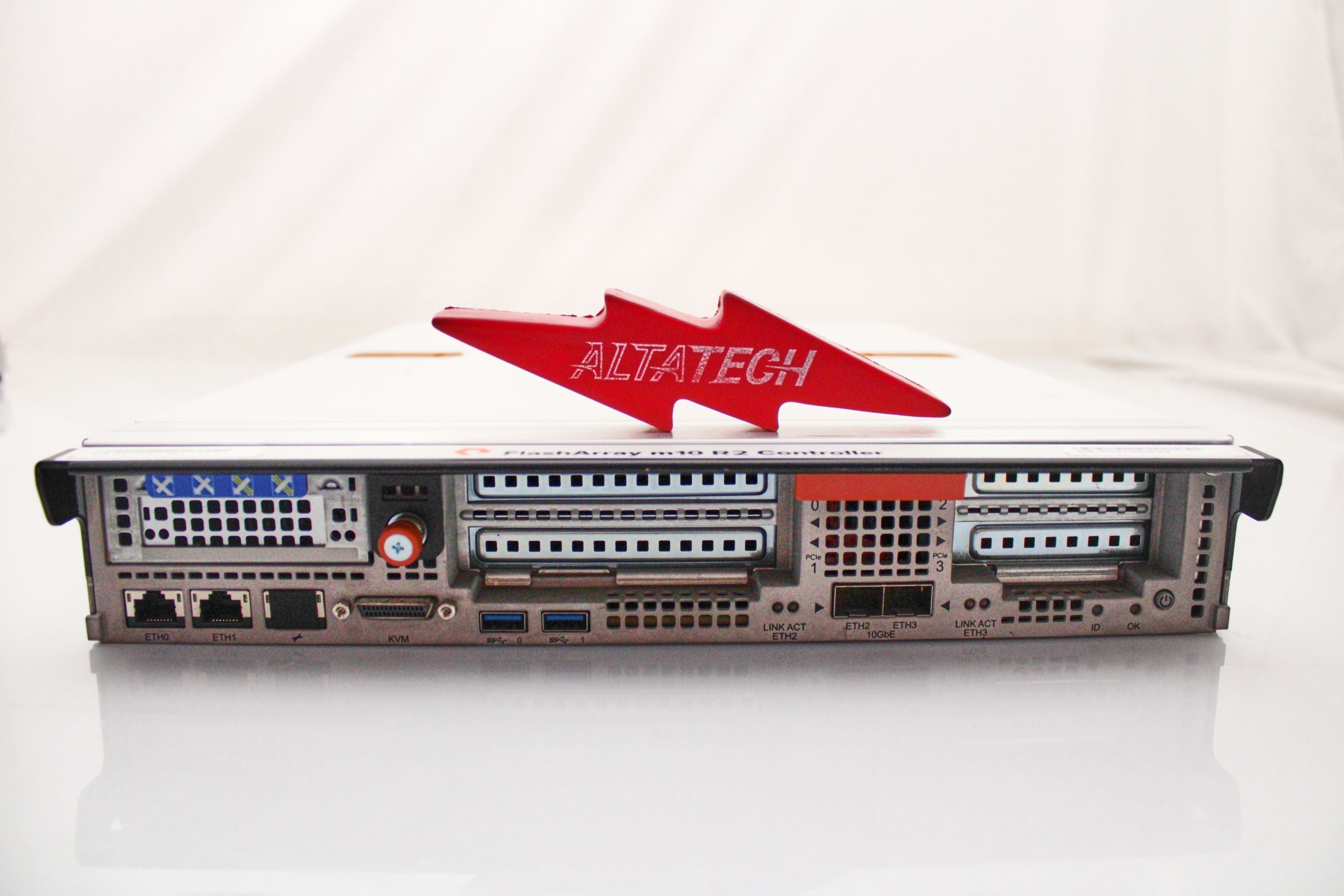 PureStorage 83-0107-00 FlashArray M10-R2 Controller Flash Array