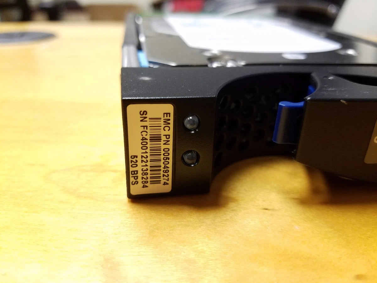 EMC VNX 3300 5100 5300 V3-VS15-600 600GB 15K SAS HDD W TRAY 005049274 118032656|184480535870