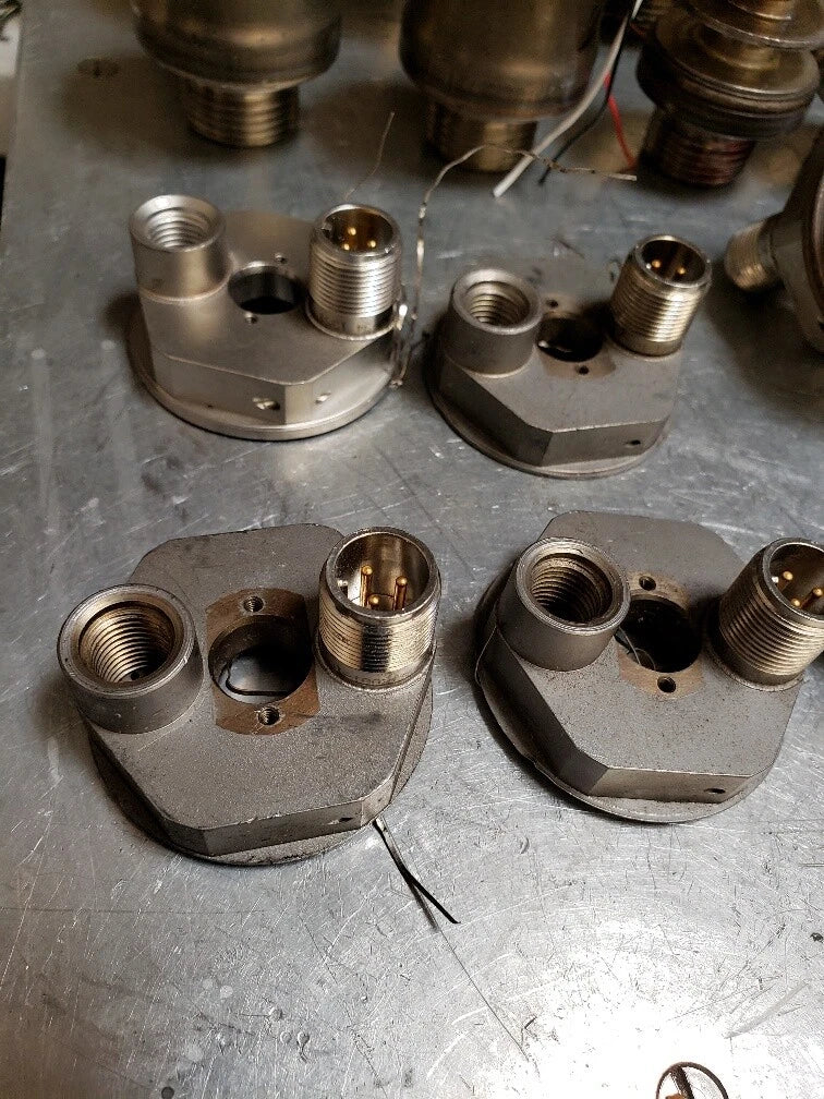 FOR PARTS lot TRANSMITTER 418-17054 AIRCRAFT PRESSURE FUEL AS PICTURED &Q1-FT66|256690785444