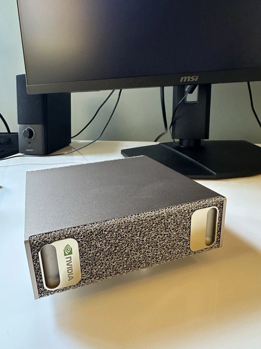 NVIDIA DGX Spark GB10 AI Workstation • 128 GB Unified • 4 TB NVMe • New IN HAND