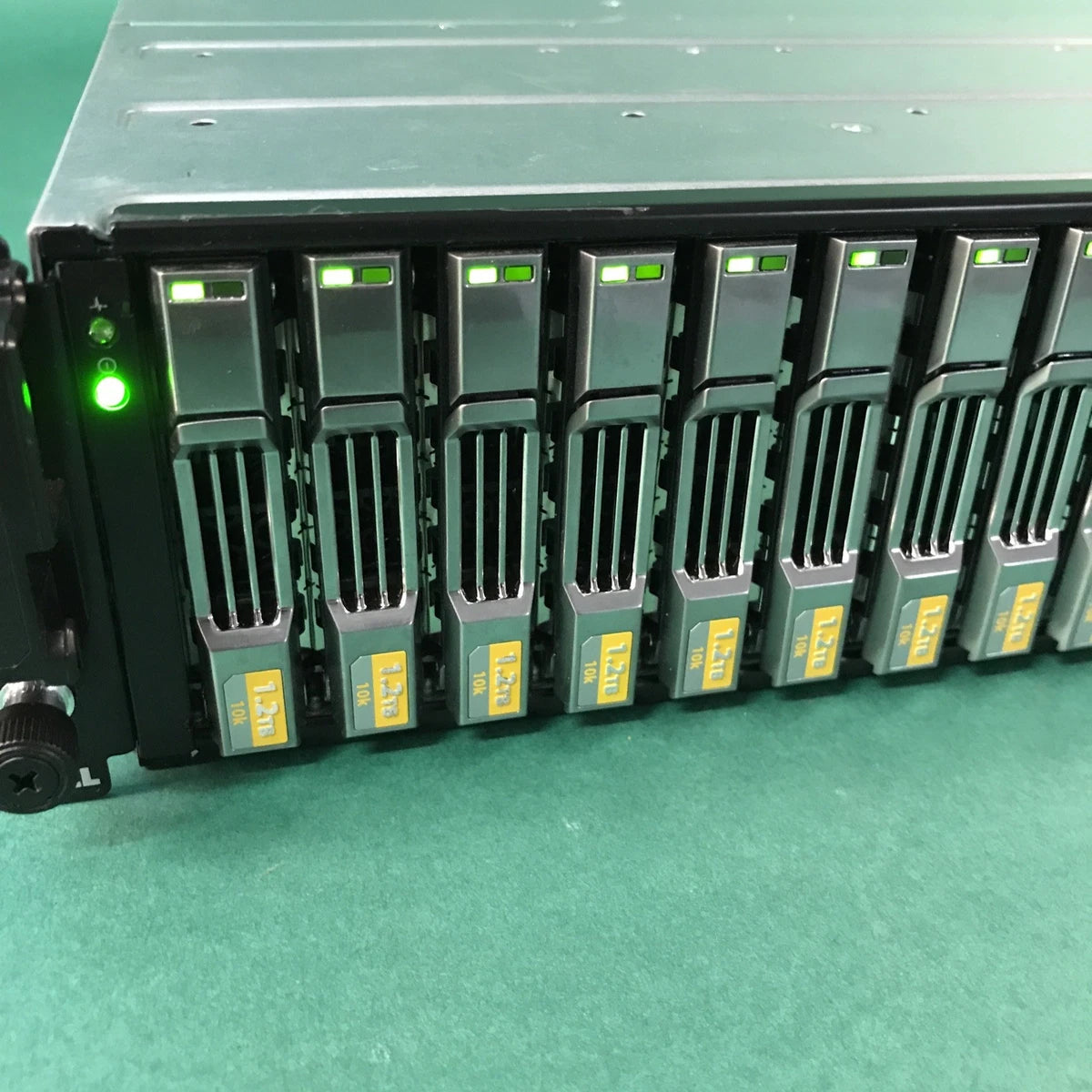 Dell EqualLogic PS6100 24x 1.2TB 10K HDD  2x H700E E09M E09M001|336297405070