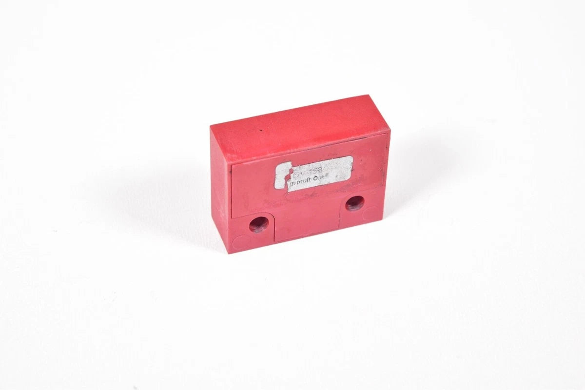 OMRON CM-S1, Safety Interlock Switch Read Head and Actuator 24 VAC/DC|256770366911