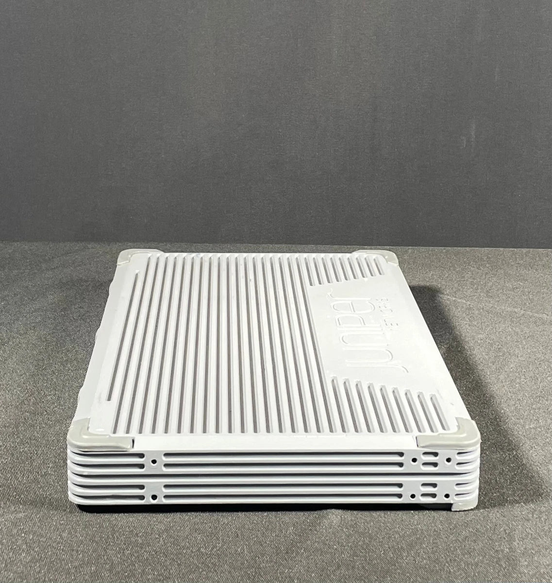 Juniper Networks SRX300 - Services Desktop Security Appliance -Same Day Shipping