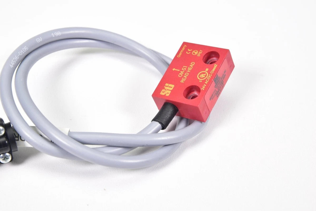 OMRON CM-S1, Safety Interlock Switch Read Head and Actuator 24 VAC/DC|256770366911