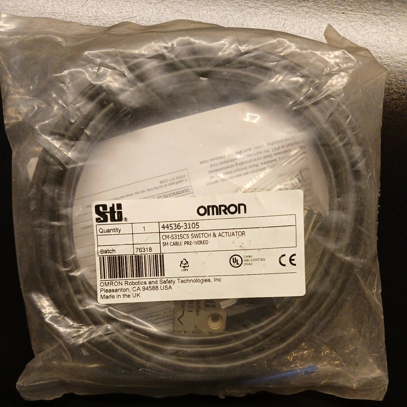 CM-S31SC5 INTERLOCK MAGNETIC Safety Switch Actuator Omron 44536-3105 |286566157913