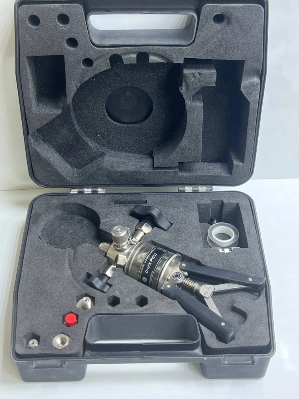 GE DRUCK PV212 HYDRAUILC PRESSURE PUMP 15000 PSI /1000 BAR|286109605481