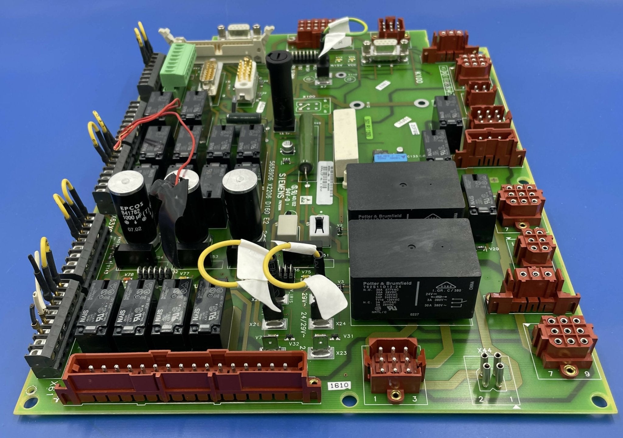 SWITCH ON CIRCUIT BOARD D160 (5658906/05658906 SIEMENS