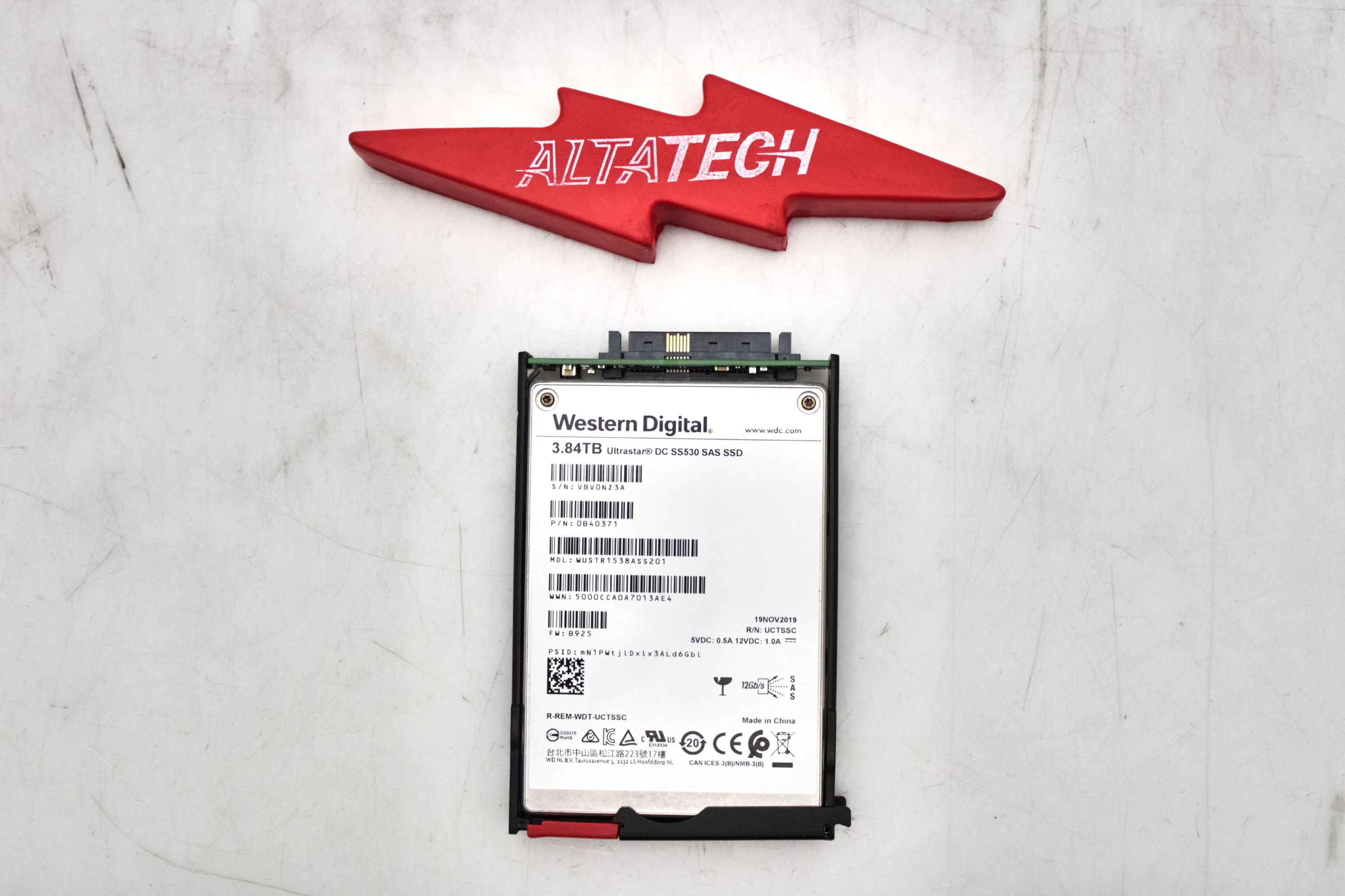 Western Digital WUSTR1538ASS201 3.84TB SSD SAS 2.5 12G HDD